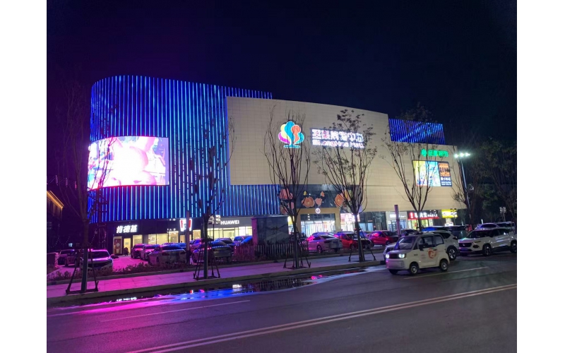 光影織就煙火色，夜色喚醒步行街 —— 濱州惠民縣圣豪悠樂里亮化工程紀實